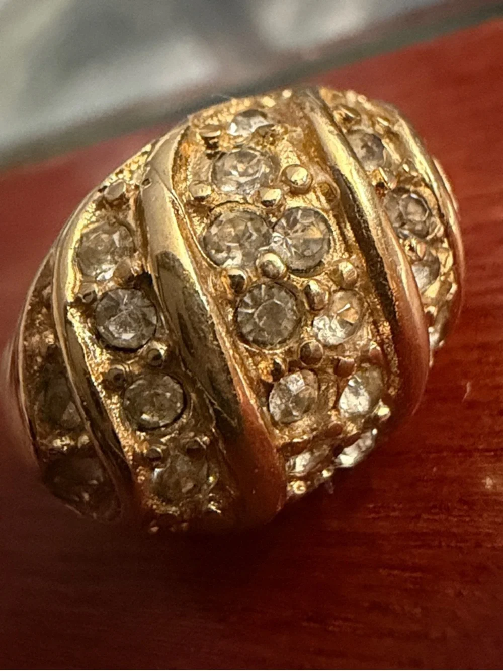 SZ 7.5 18 K Gold HGE Dome Costume Cocktail Ring -with 5 rows of CZ or Rhinestone